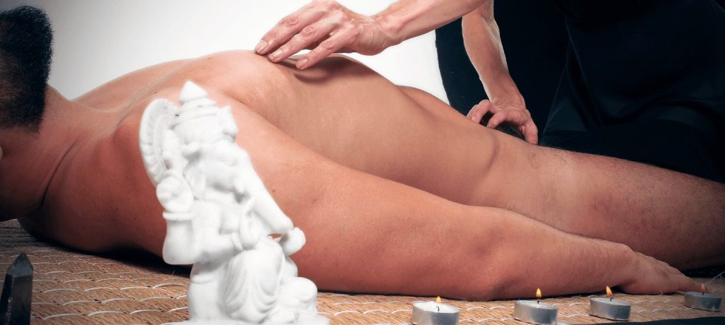 Massagem Tântrica Terapêutica: Fundamentos Fisiológicos e o Que a Ciência do Toque Realmente Comprova